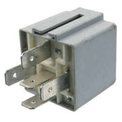 ESPRIT '81-04 TWIN HEADLAMP RELAY